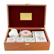 Limited Luxury Wooden Food Gift – Authentic Greek Flavors | Hellenic Delights