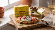 Hellas Meze Aegean Sea Sardines in Vegetable Oil, 90 g on a clean ecommerce background